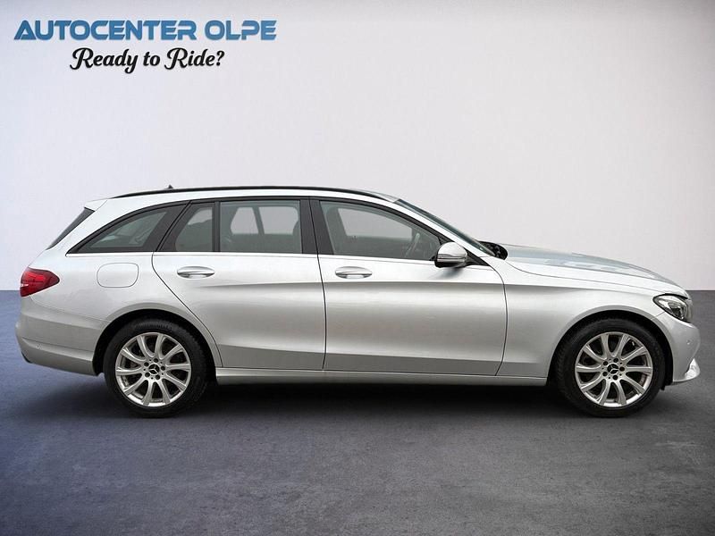 Gebraucht Mercedes C220 170 PS (125 kW) 2015 Silber Kombi
