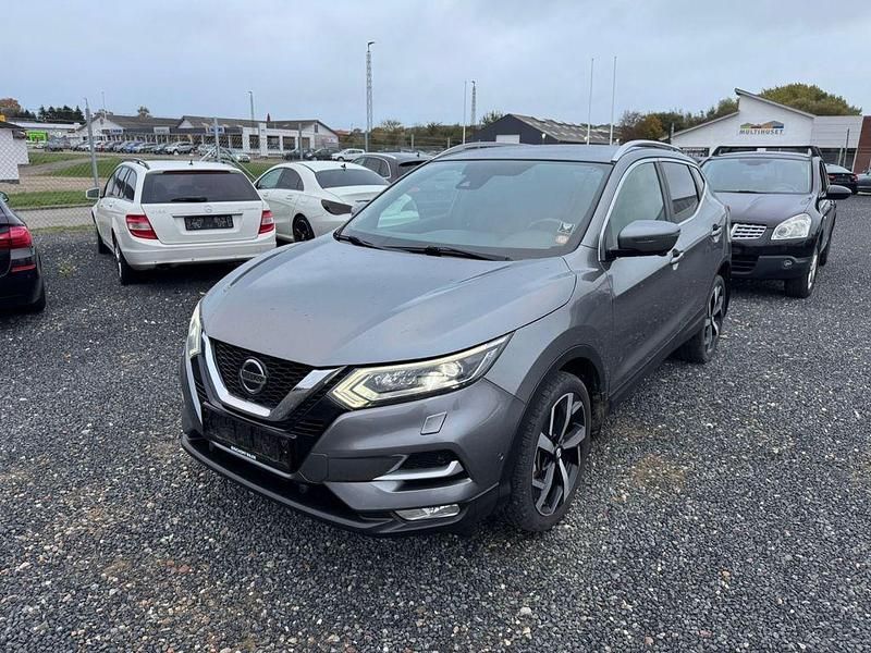 Grau Gebraucht 2019 Nissan Qashqai Tekna+ SUV | 14.000 € (Superpreis) - Bild 1/4