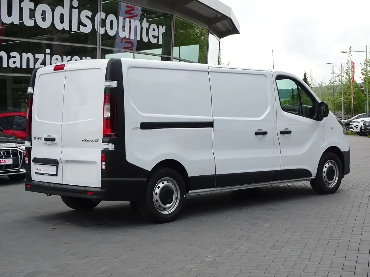 Gebraucht Renault Trafic 120 PS (88 kW) 2021 Weiß