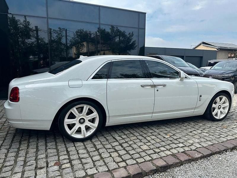 Alpinweiß Gebraucht 2015 Rolls Royce Ghost Limousine | 146.500 € - Bild 1/4