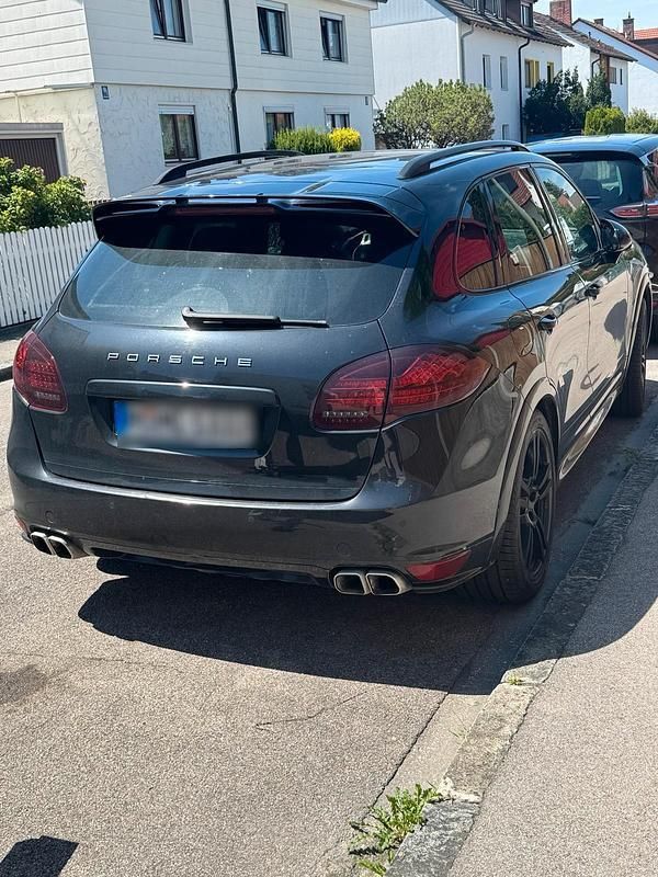 Schwarz Gebraucht 2014 Porsche Cayenne S SUV | 34.000 € - Bild 1/4