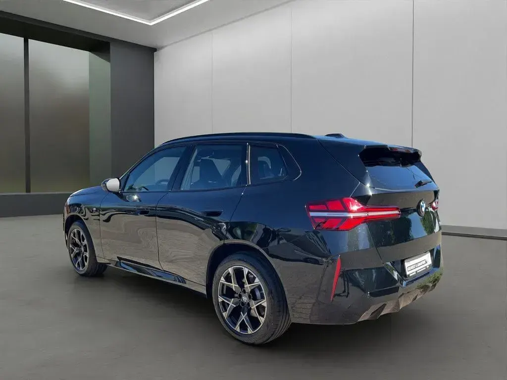 Gebraucht BMW X3 Performance 208 PS (152 kW) 2025 Schwarz / saphirschwarz (metallic) SUV