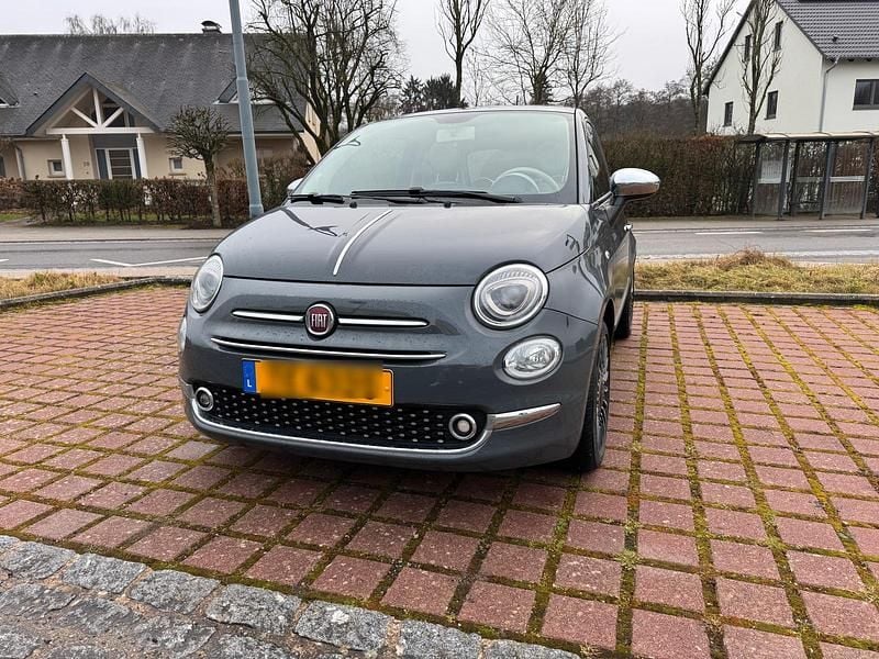 Grau Gebraucht 2019 Fiat 500 Lounge Kleinwagen | 8.900 € (Fairer Preis) - Bild 1/4