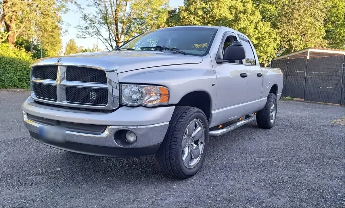 Occasion Dodge Ram 239 PK (175 kW) 2002 Zilver Pickup