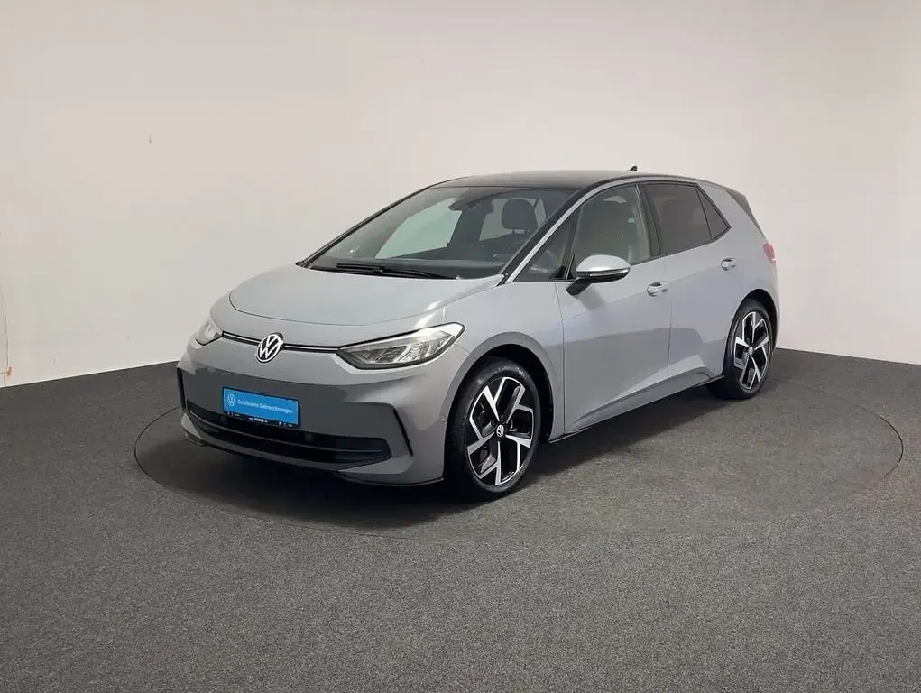 Gebraucht VW ID.3 Pro 150 kW (204 PS) 2024 Grau Kleinwagen
