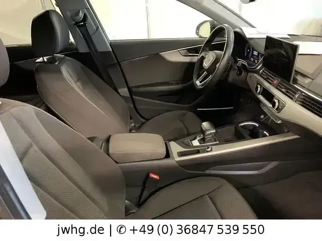 Gebraucht Audi A4 Ambiente 204 PS (150 kW) 2022 Schwarz Kombi