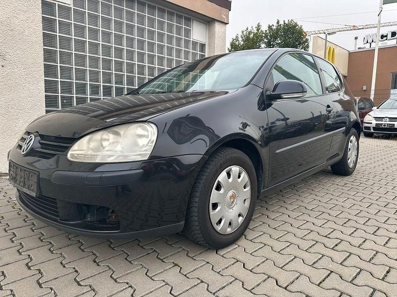 Schwarz Gebraucht 2006 VW Golf V Trendline Limousine | 700 € (Superpreis) - Bild 1/4