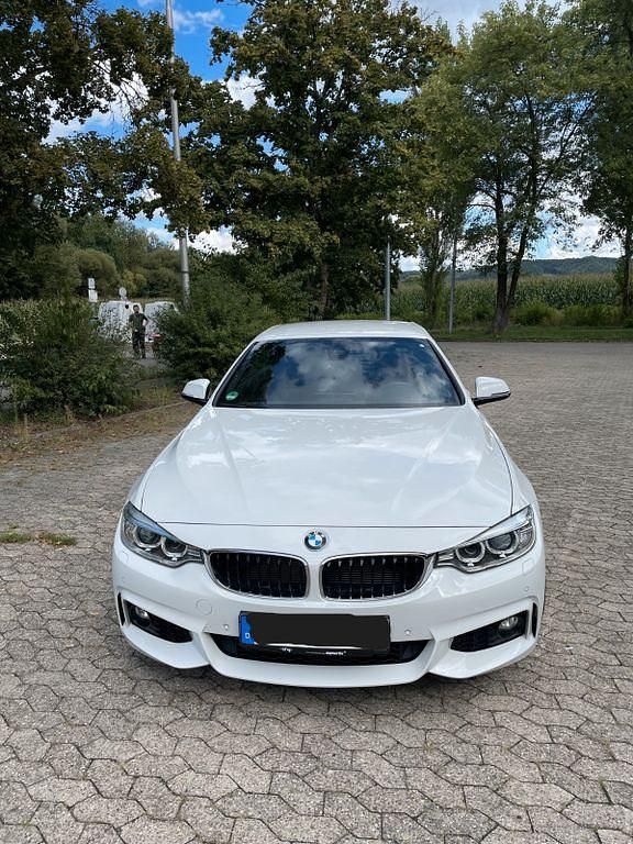 Weiß Gebraucht 2016 BMW 430 Cabriolet M Sport Cabrio | 31.990 € (Fairer Preis) - Bild 1/4