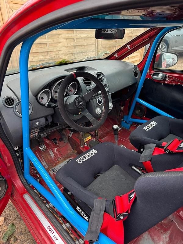 Gebraucht Mitsubishi Colt 220 PS (161 kW) 2005 Rot Kleinwagen