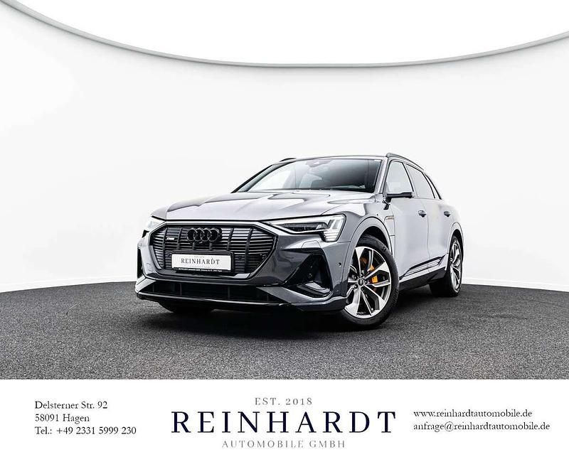 Daytonagrau perleffekt Gebraucht 2023 Audi e-tron S-Line SUV | 40.355 € (Fairer Preis) - Bild 1/3