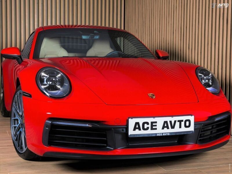 Rot Gebraucht 2021 Porsche 911 | 117.900 € (Teuer) - Bild 1/4