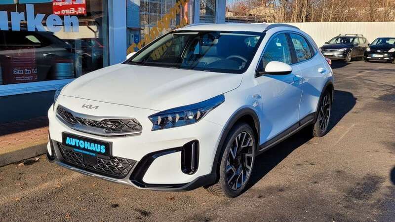 Gebraucht Kia XCeed Vision 160 PS (117 kW) 2023 (wd) cararraweiss SUV