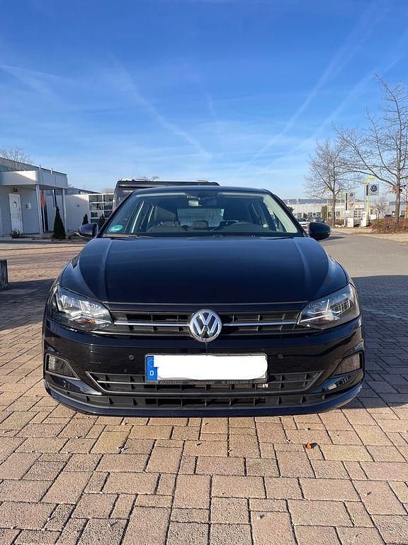 Gebraucht VW Polo Comfortline 75 PS (55 kW) 2018 Schwarz Kleinwagen