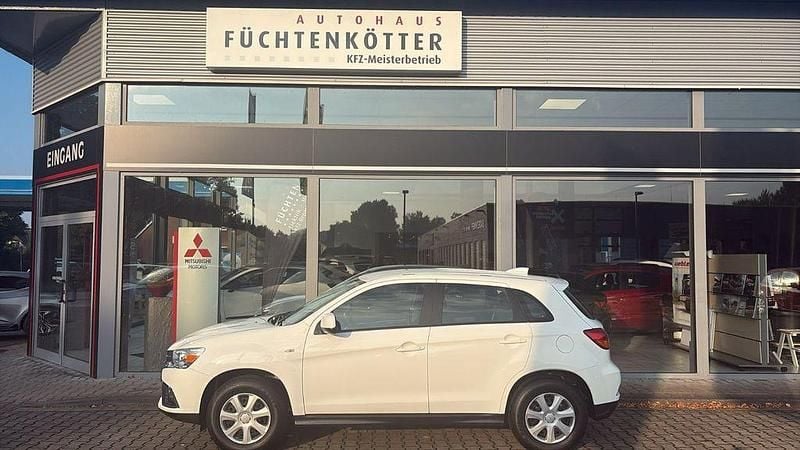 Weiß Gebraucht 2018 Mitsubishi ASX Basis SUV | 9.900 € (Guter Preis) - Bild 1/4