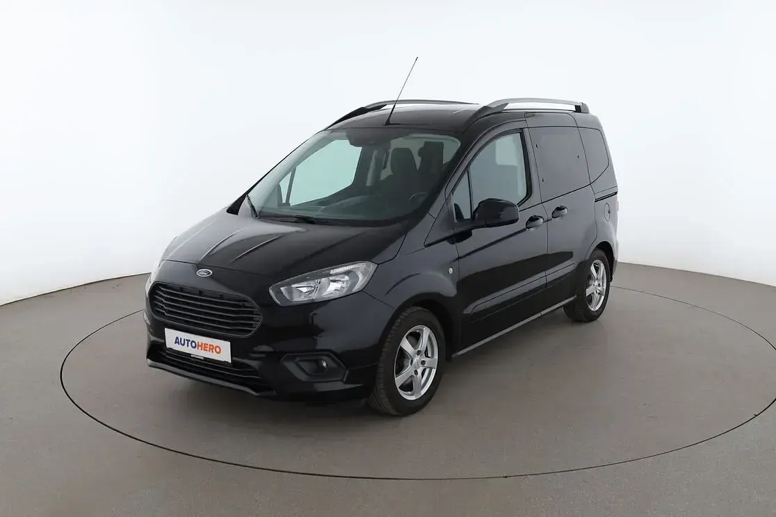 Gebraucht Ford Tourneo Courier Trend 101 PS (74 kW) 2018 Van / Kleinbus