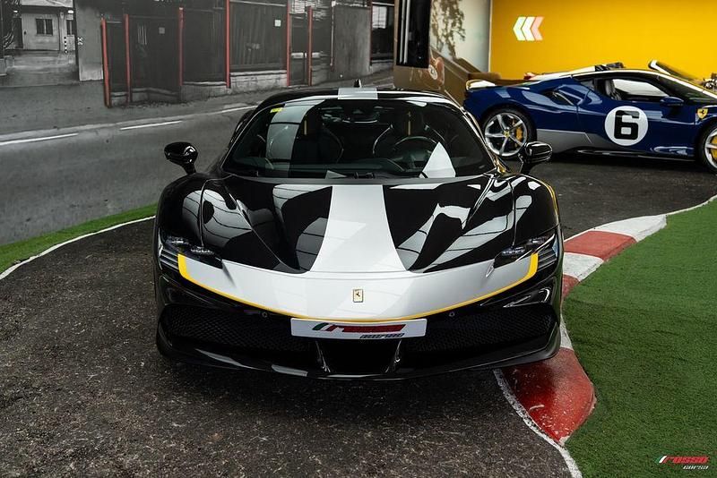 Usata Ferrari SF90 2021 Nero