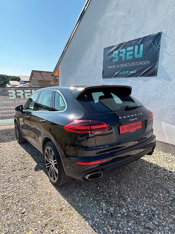 Schwarz Gebraucht 2014 Porsche Cayenne SUV | 25.000 € (Superpreis) - Bild 1/4