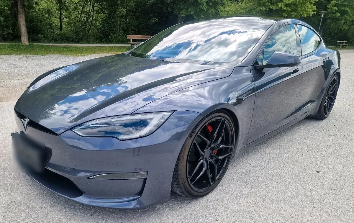 Gebraucht Tesla Model S Plaid 750 kW (1020 PS) 2023 Grau Kleinwagen