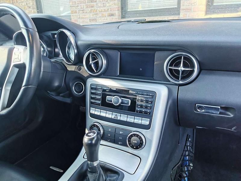 Gebraucht Mercedes SLK200 184 PS (135 kW) 2013 Silber Cabrio