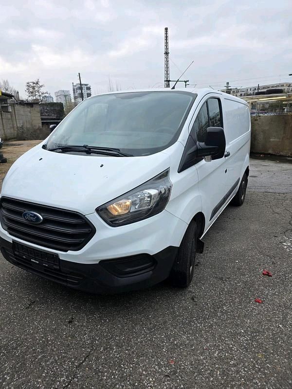 Gebraucht Ford Transit Custom 131 PS (96 kW) 2019 Van / Kleinbus