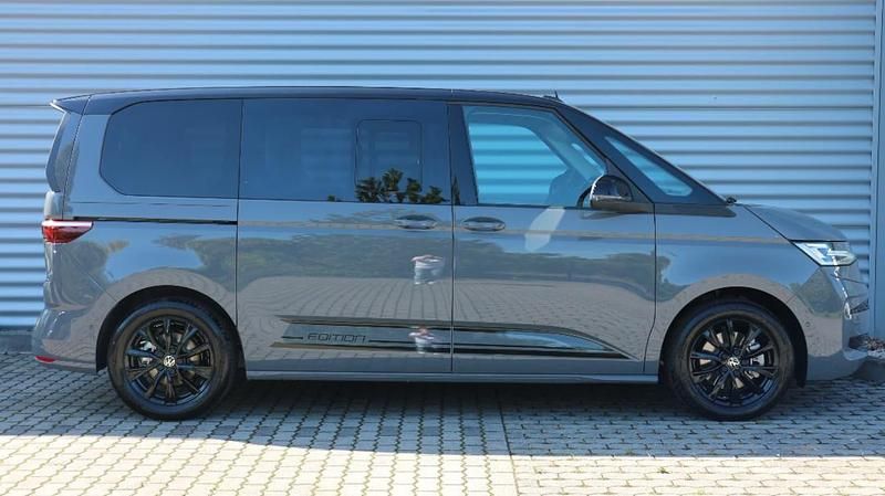 Neu VW Multivan Life 150 PS (110 kW) 2025 Grau Van / Kleinbus