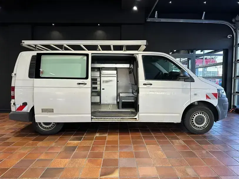 Używany VW T5 140 KM (102 kW) 2013 Biały Van