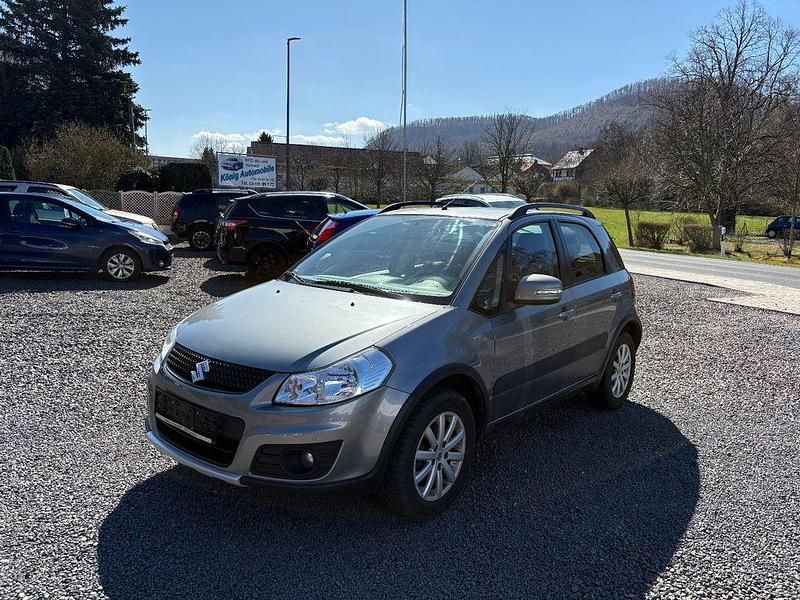 Gebraucht Suzuki SX4 Style 120 PS (88 kW) 2012 Grau Limousine
