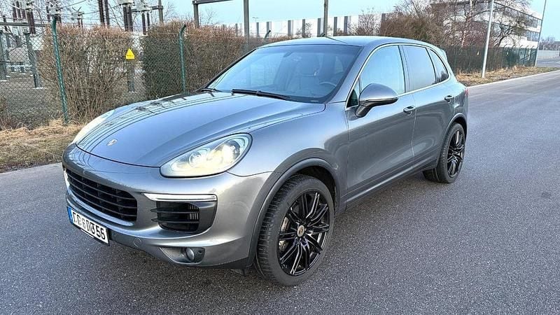 Gebraucht Porsche Cayenne S 420 PS (308 kW) 2015 Grau SUV