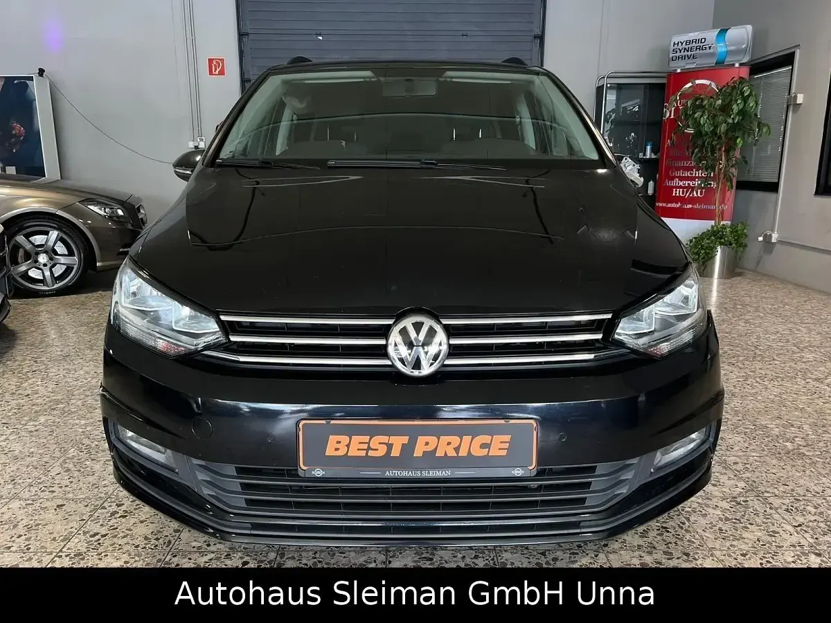 Gebraucht VW Touran Comfortline 150 PS (110 kW) 2015 Schwarz Van / Kleinbus
