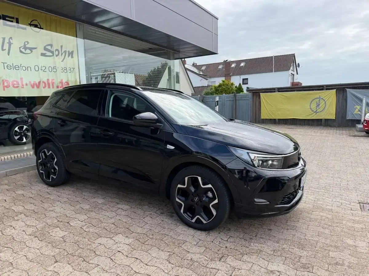 Gebraucht Opel Grandland X Ultimate 131 PS (96 kW) 2024 Schwarz SUV