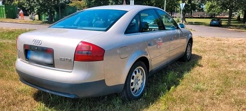 Gebraucht 2000 Audi A6 Limousine | 990 € (Superpreis) - Bild 1/4