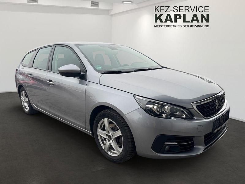 Gebraucht Peugeot 308 SW Active 131 PS (96 kW) 2021 Kombi