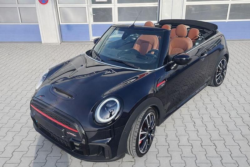 Gebraucht Mini John Cooper Works Cabriolet 231 PS (169 kW) 2023 Enigmatic black metallic Cabrio
