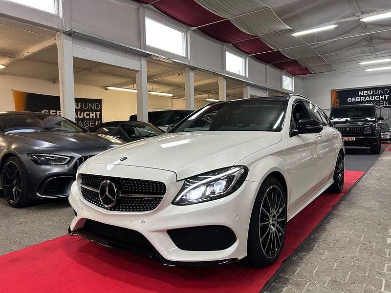 Weiß Gebraucht 2016 Mercedes C43 AMG AMG Limousine | 26.999 € (Fairer Preis) - Bild 1/4