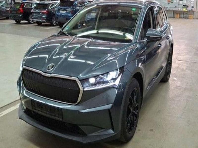 Grau Gebraucht 2021 Skoda Enyaq iV Loft SUV | 26.799 € (Superpreis) - Bild 1/4