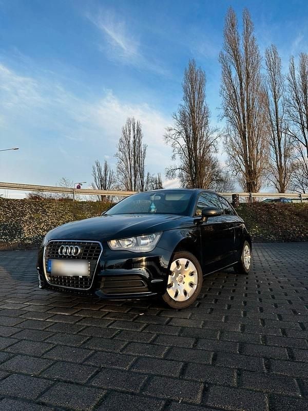 Gebraucht Audi A1 Design 122 PS (89 kW) 2011 Schwarz Kleinwagen