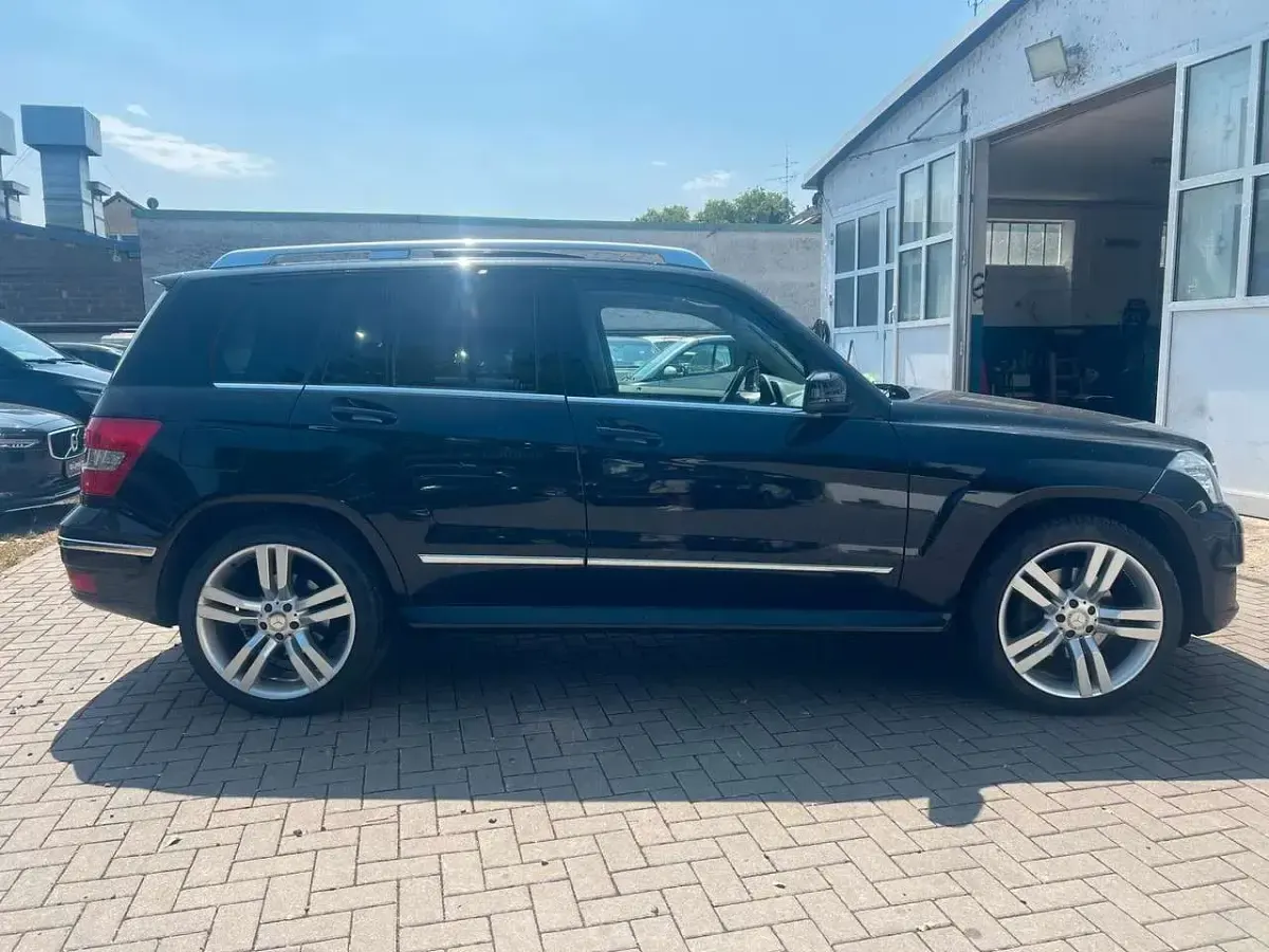 Gebraucht Mercedes GLK350 Sport 272 PS (200 kW) 2008 Obsidianschwarz SUV