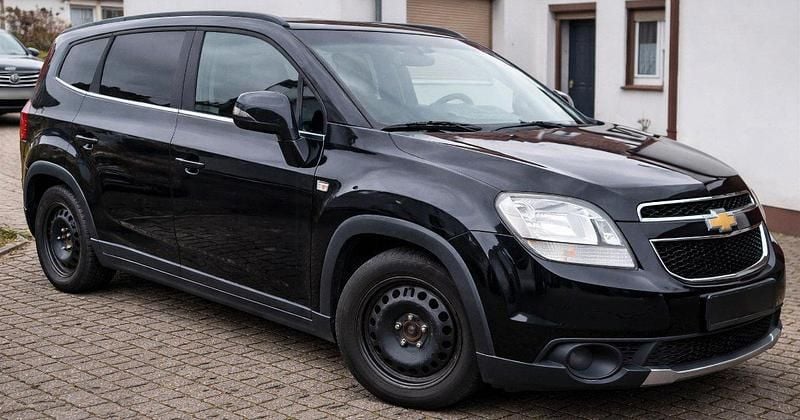 Gebraucht Chevrolet Orlando 163 PS (119 kW) 2012 Schwarz Van / Kleinbus