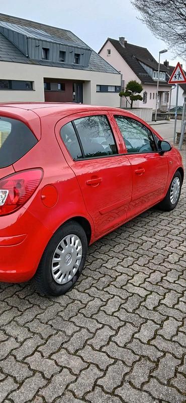 Gebraucht Opel Corsa 80 PS (58 kW) 2007 Rot Kleinwagen