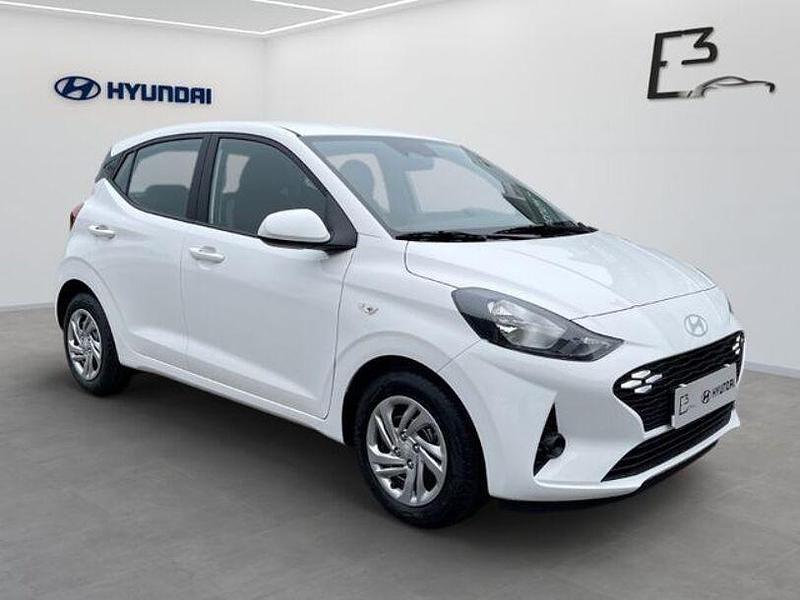 Gebraucht Hyundai i10 Select 63 PS (46 kW) 2025 Weiß Kleinwagen