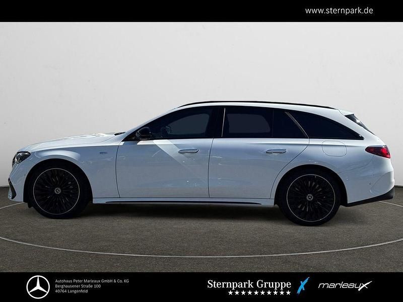 Gebraucht Mercedes E300 AMG 313 PS (230 kW) 2025 Weiß Limousine