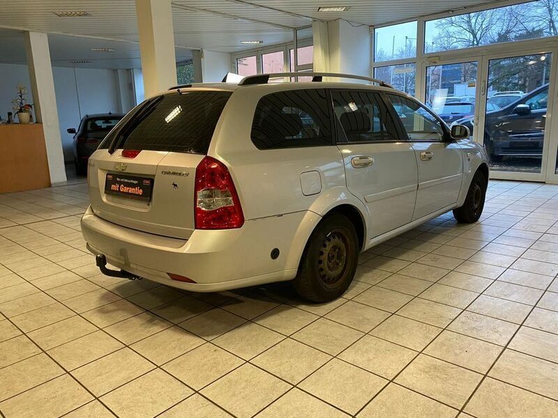 Gebraucht Chevrolet Nubira 109 PS (80 kW) 2008 Silber Kombi