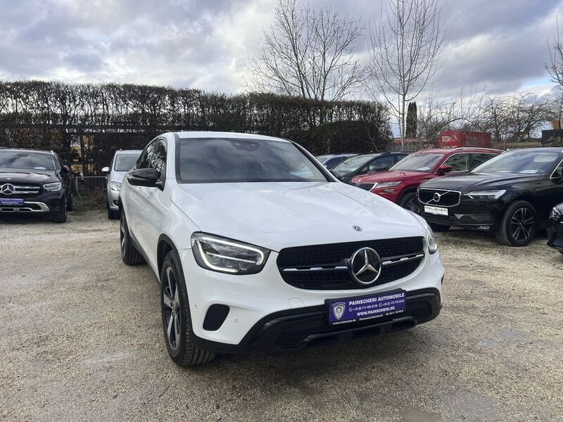 Polarweiss Gebraucht 2020 Mercedes GLC220 Night Coupé | 33.699 € (Guter Preis) - Bild 1/4