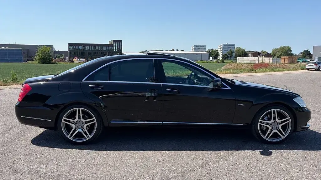 Gebraucht Mercedes S350 306 PS (225 kW) 2012 Schwarz Limousine