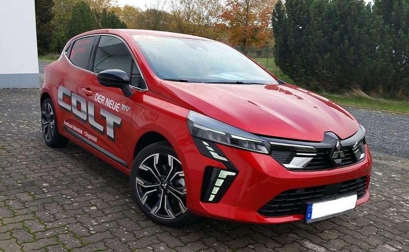 Gebraucht Mitsubishi Colt Top 143 PS (105 kW) 2023 Aurorarot Limousine