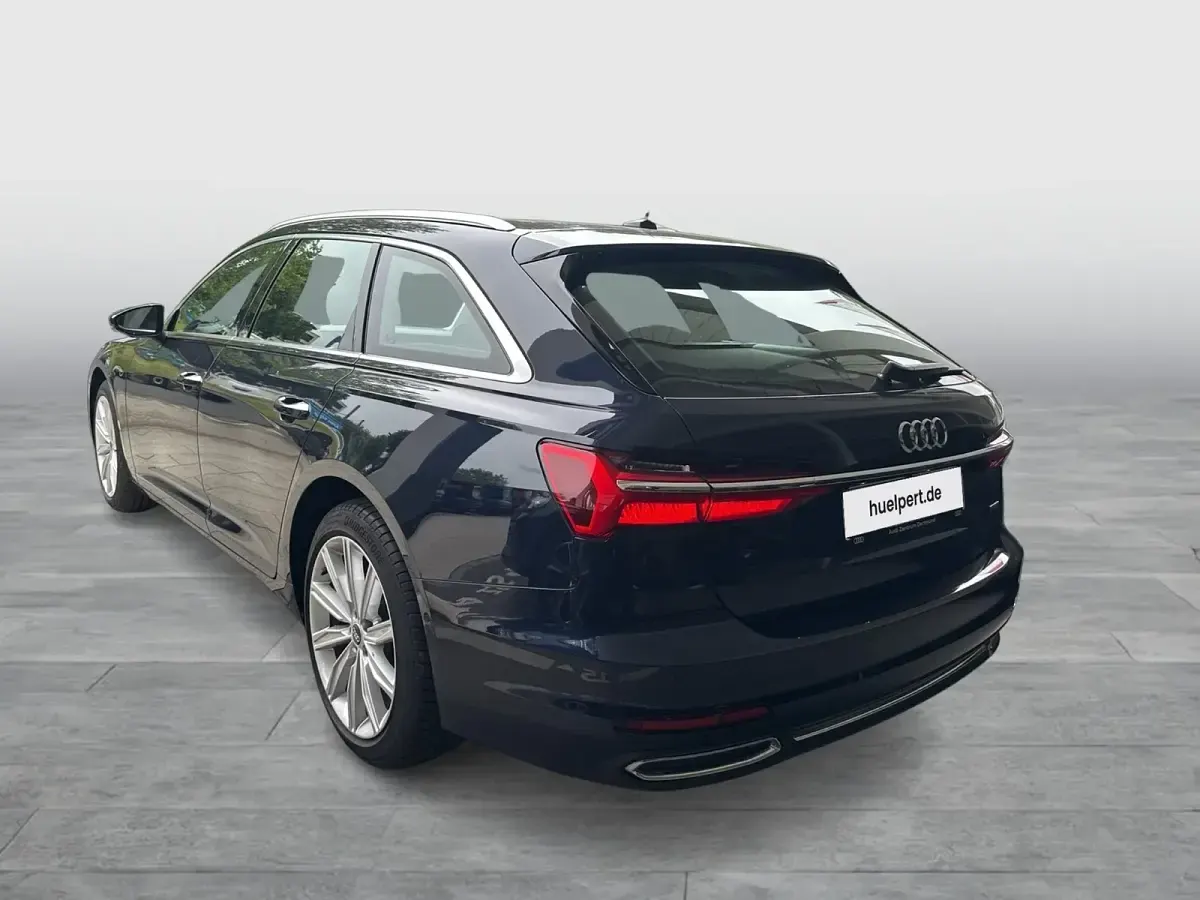 Gebraucht Audi A6 204 PS (150 kW) 2022 Blau Kombi