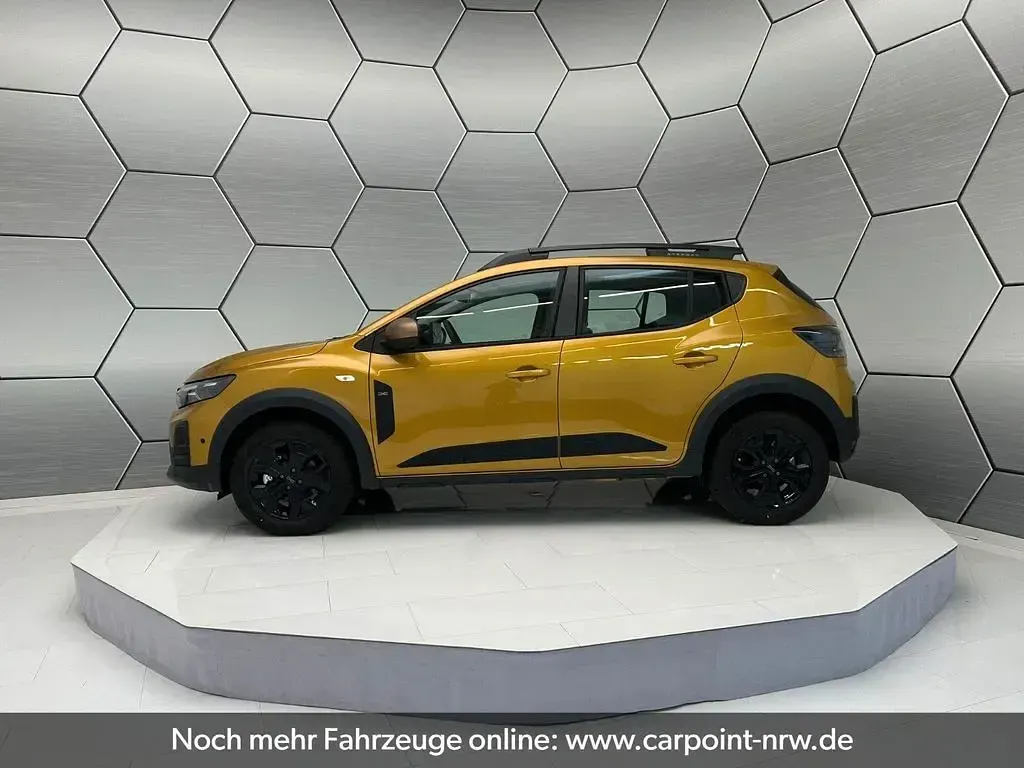 Neu Dacia Sandero Extreme 122 PS (89 kW) 2026 Gelb Limousine