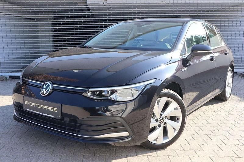 Gebraucht VW Golf VII Style 150 PS (110 kW) 2020 Deep black perleffekt Limousine