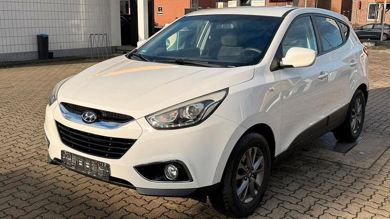 Gebraucht Hyundai ix35 Edition 135 PS (99 kW) 2015 Weiß SUV