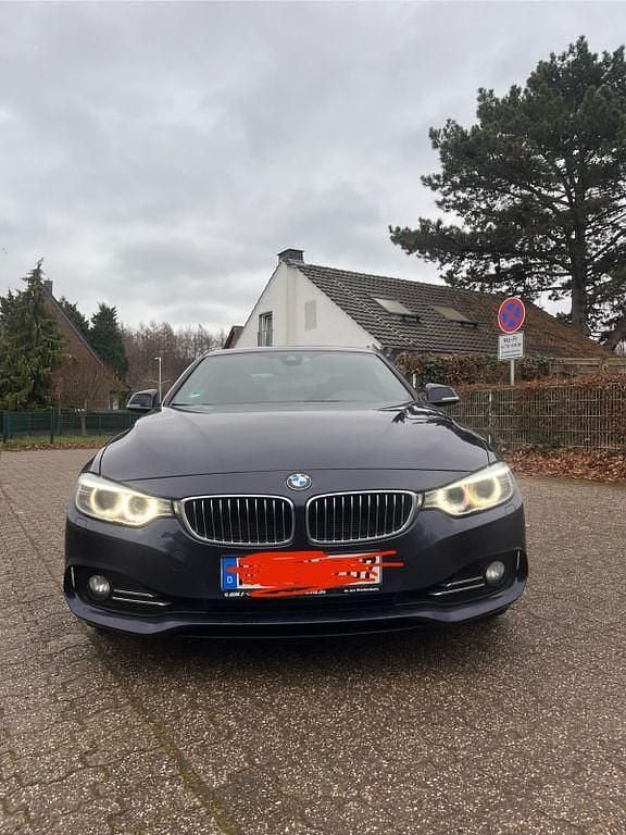 Blau Gebraucht 2013 BMW 425 Luxury Line Coupé | 17.500 € (Etwas zu teuer) - Bild 1/4